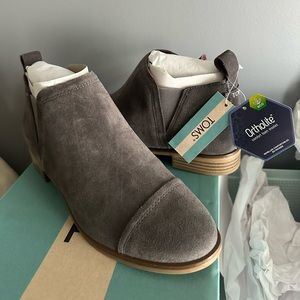 Toms Reese Women’s bootie- grey suede